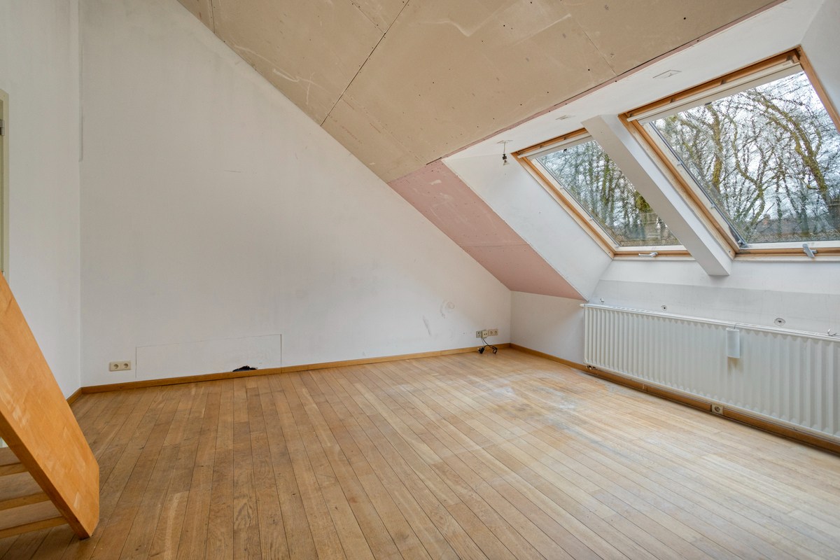 Uniek opbrengstpand met 1 appartement en 2 studentenkamers in centrum Leuven!  – EPC label B - bewoonbare opp. 227 m² 