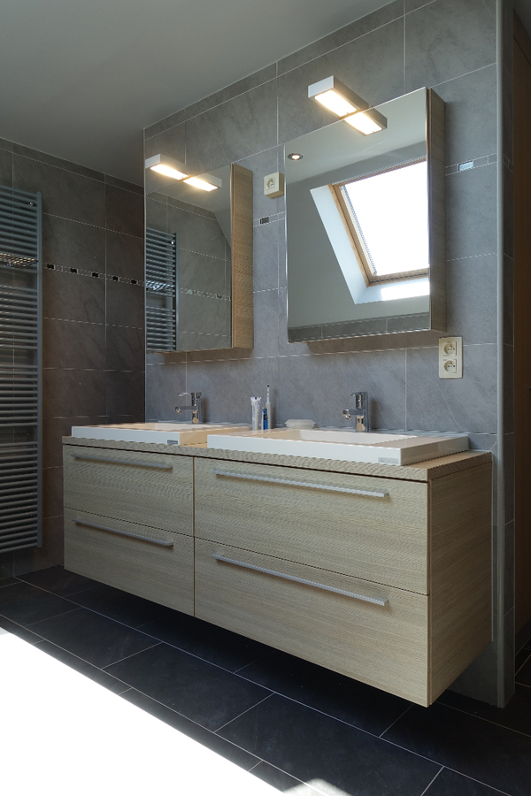 Prachtige recente villa met zwembad en prachtig aangelegde tuin 