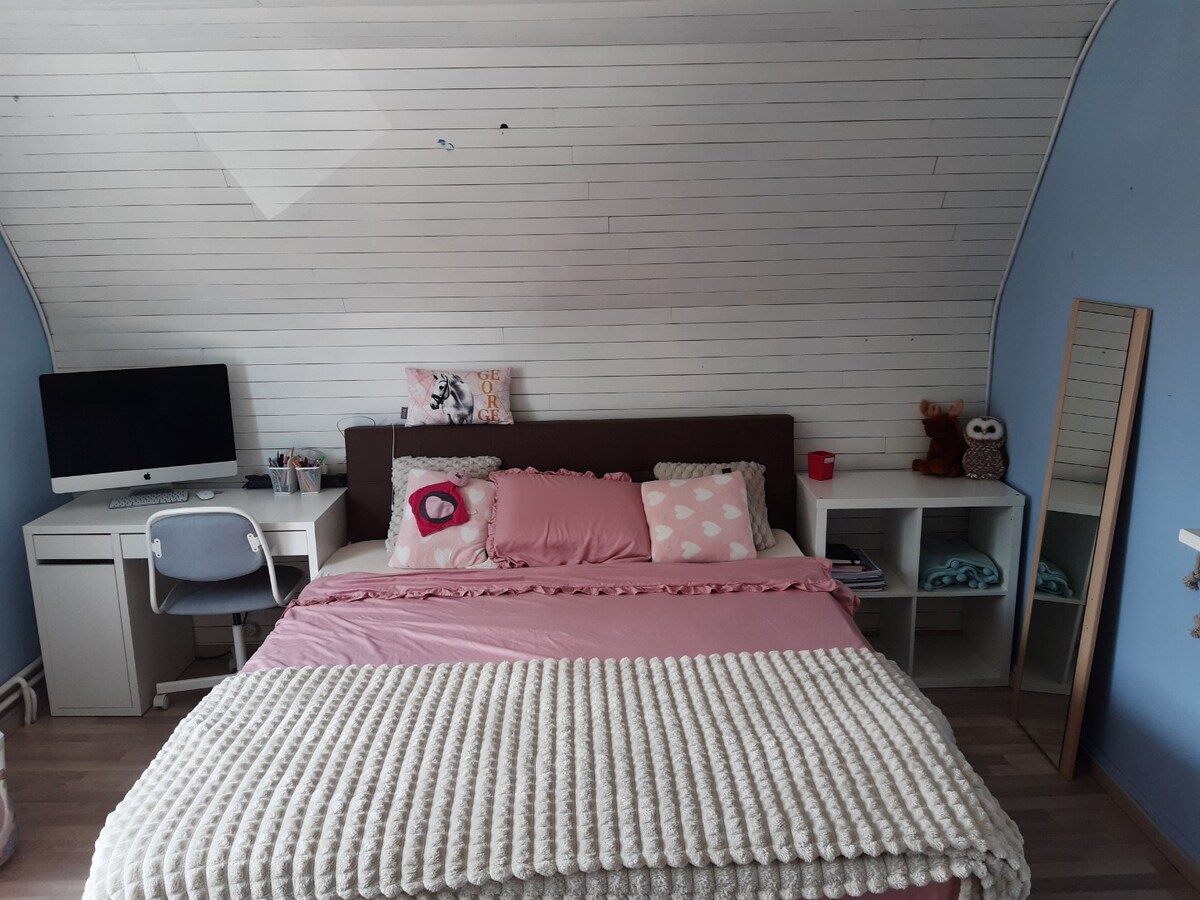 Praktische gezinswoning met leuke tuin. 