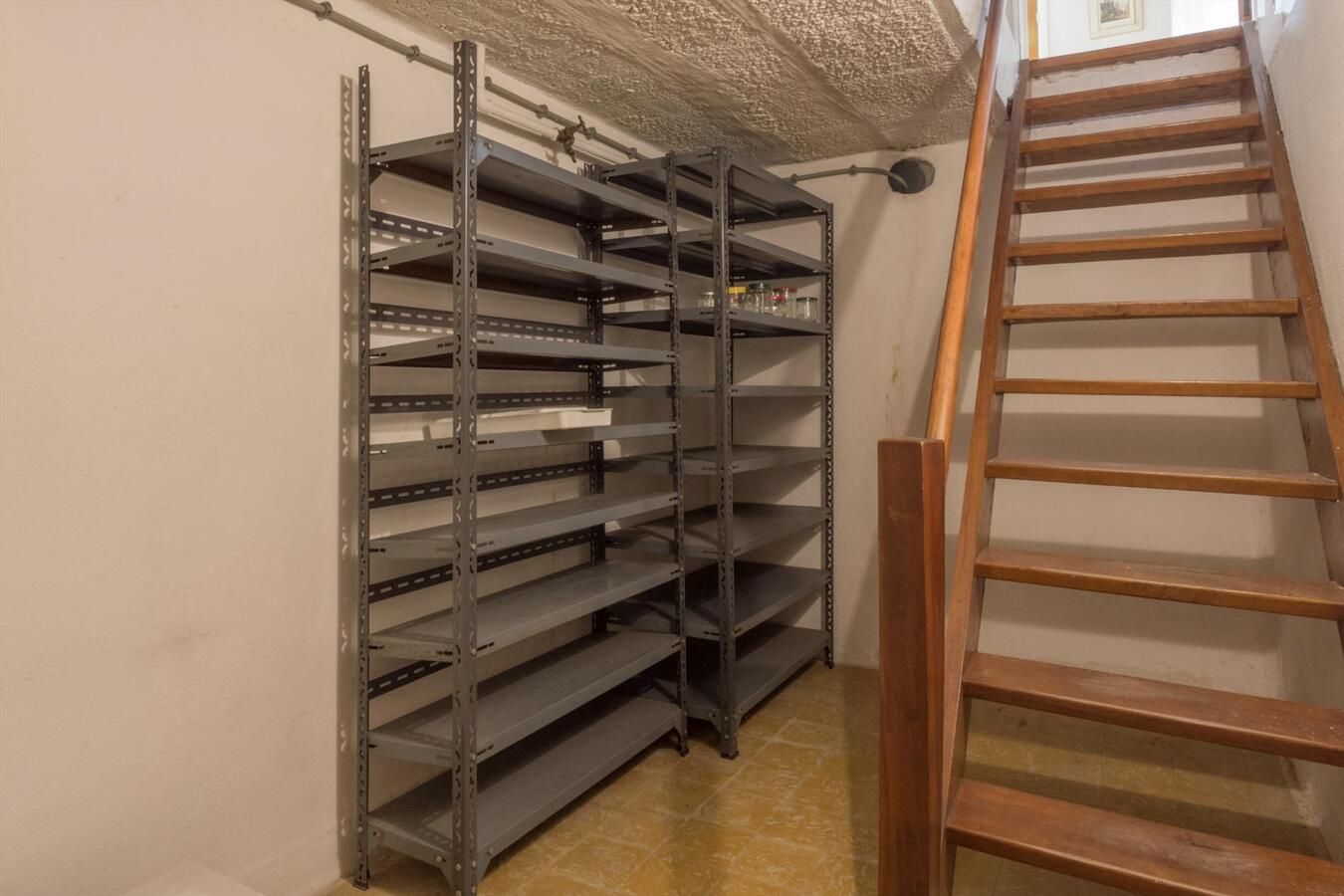 Kwalitatieve woning met ruime tuin &amp; garage te Gentbrugge 