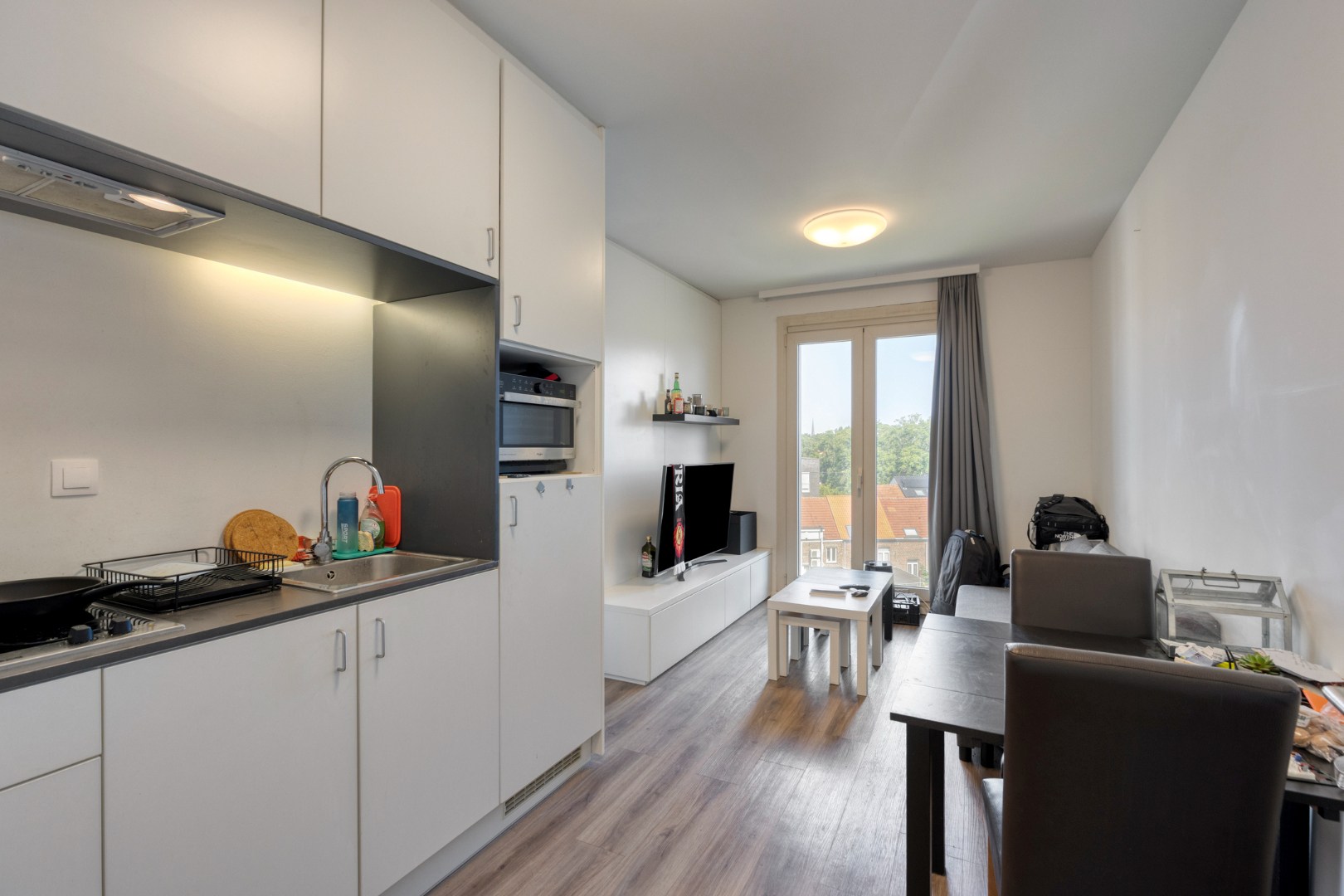 Bemeubelde studio 37m² met gemeenschappelijke ruimtes en fietsenstalling in centrum Leuven - EPC 121,49KWH/m² 