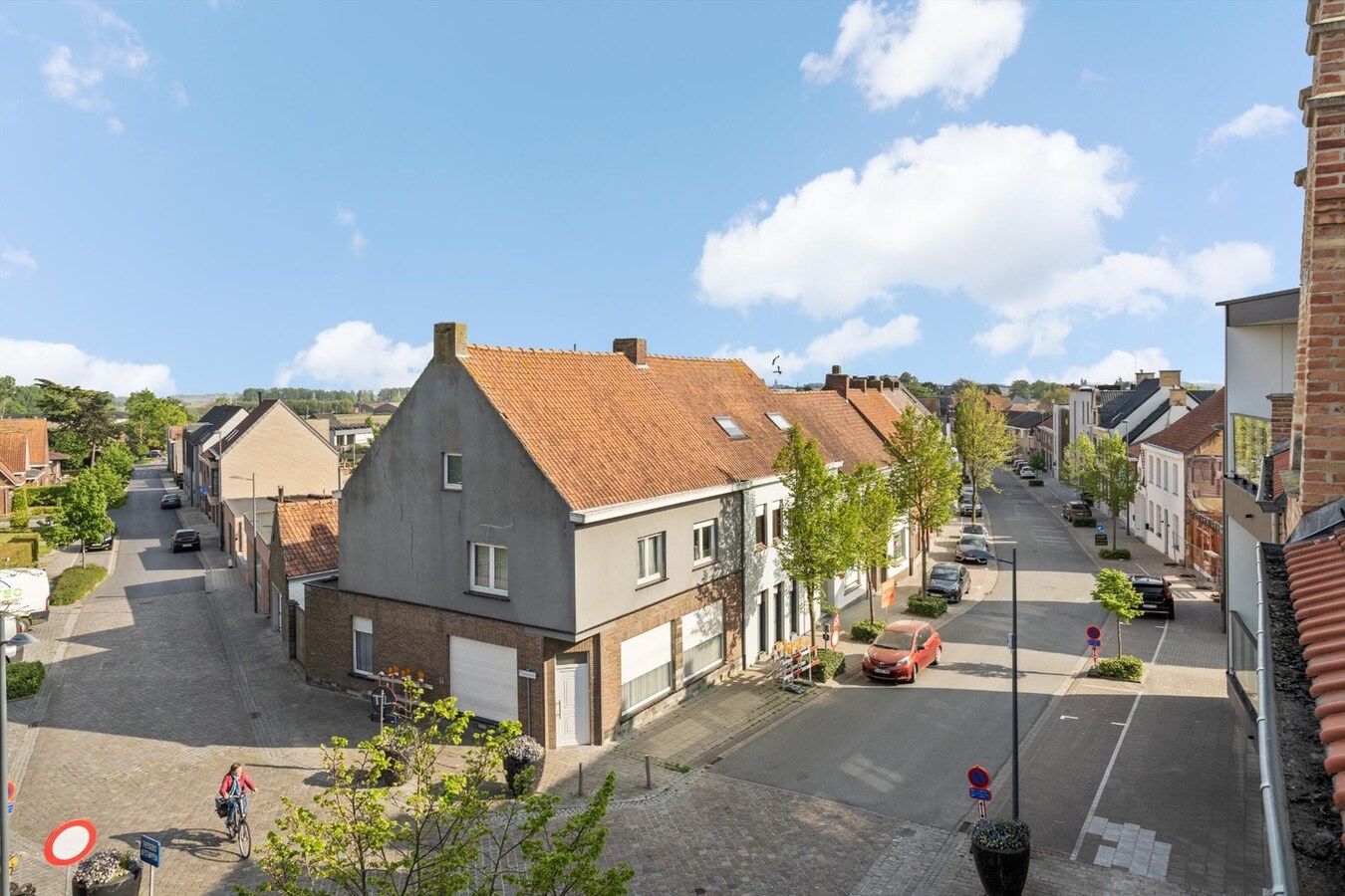 Uitstekend gelegen doorzonappartement met prachtig uitzicht 