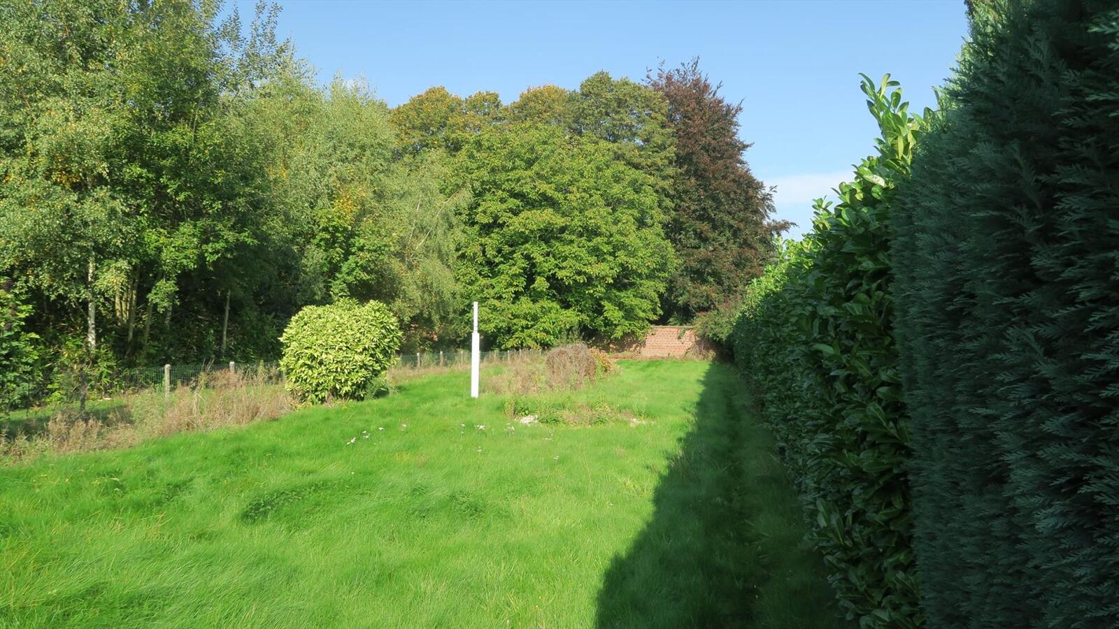 Centraal gelegen woning op 683 m² 