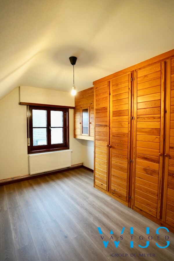 Landelijk gelegen woonhuis op 902m² te ERTVELDE ! 