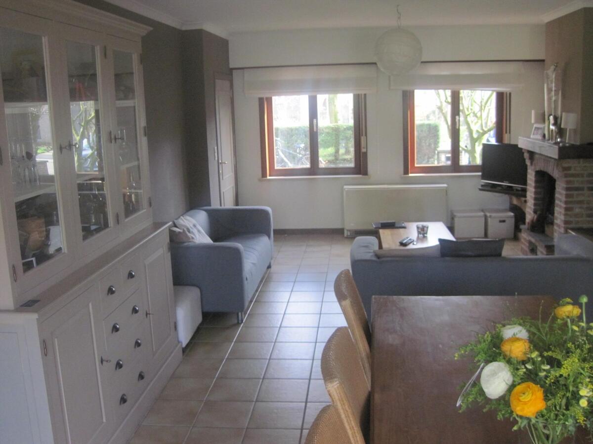 Tijdloze villa in rustige straat. Groene omgeving én toch overal vlakbij. 