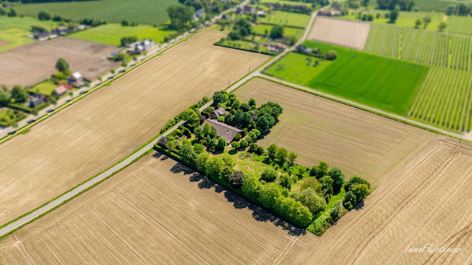 Uniek gelegen te renoveren woning met stalgebouw op ca. 10ha te Herk-de-Stad 