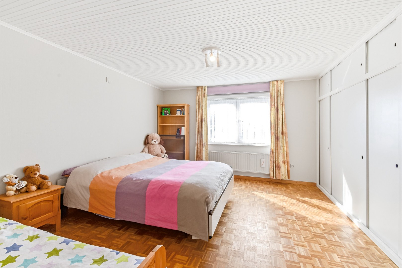 Ruime villa met 4 slaapkamers 