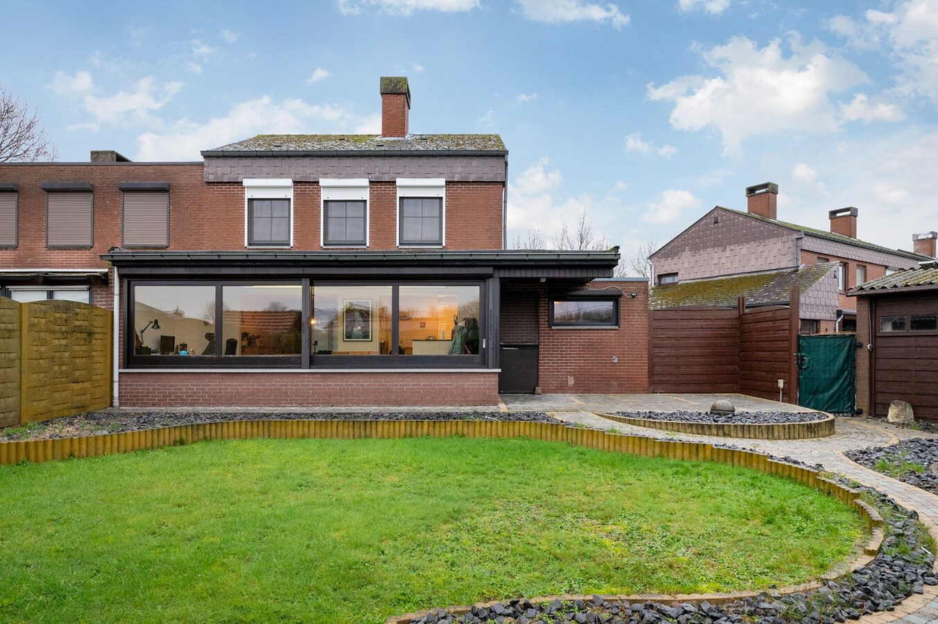 Goed onderhouden woning met drie slaapkamers 