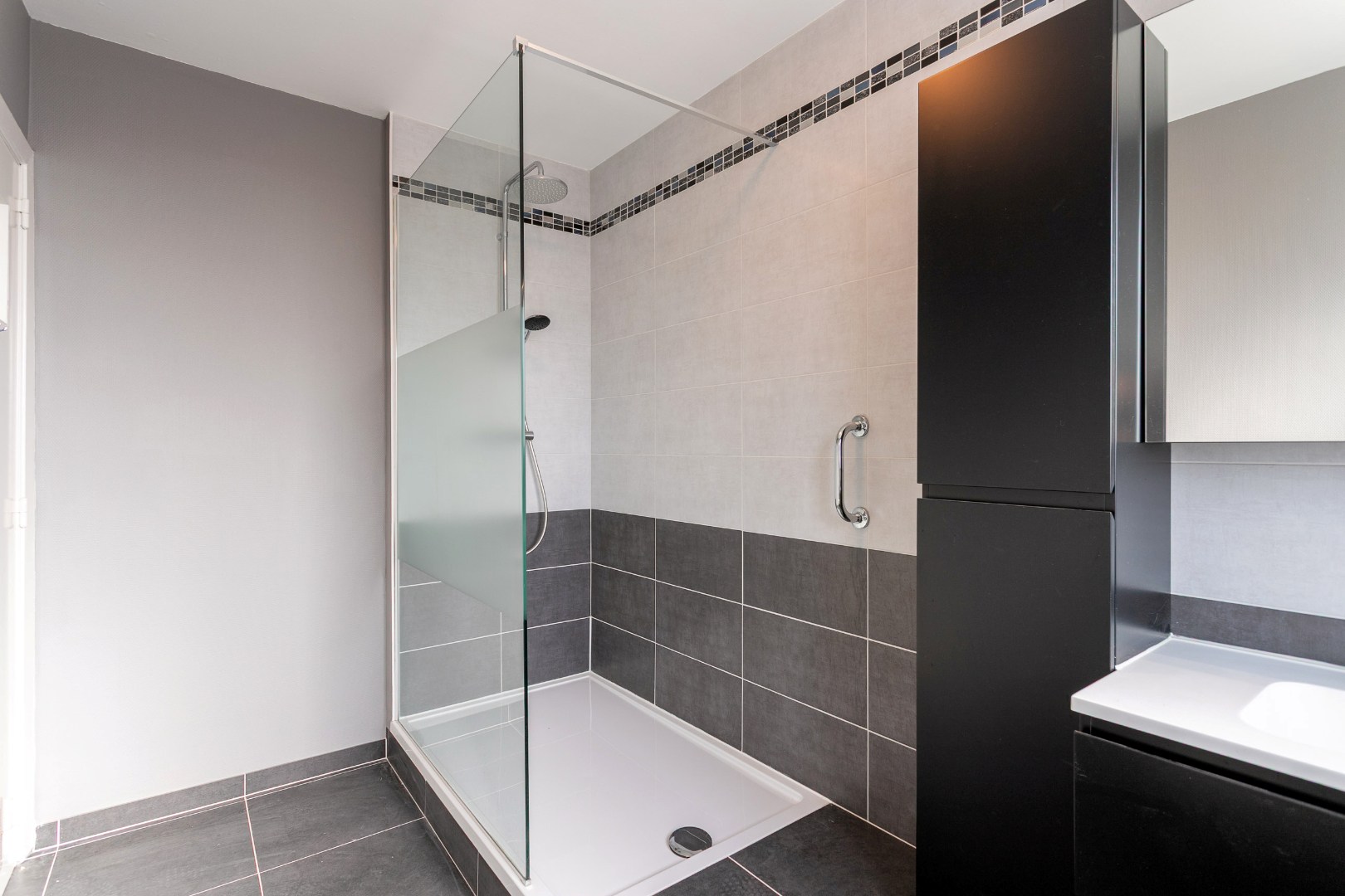 Rustig gelegen driegevelwoning met 3 slpk te Galmaarden 