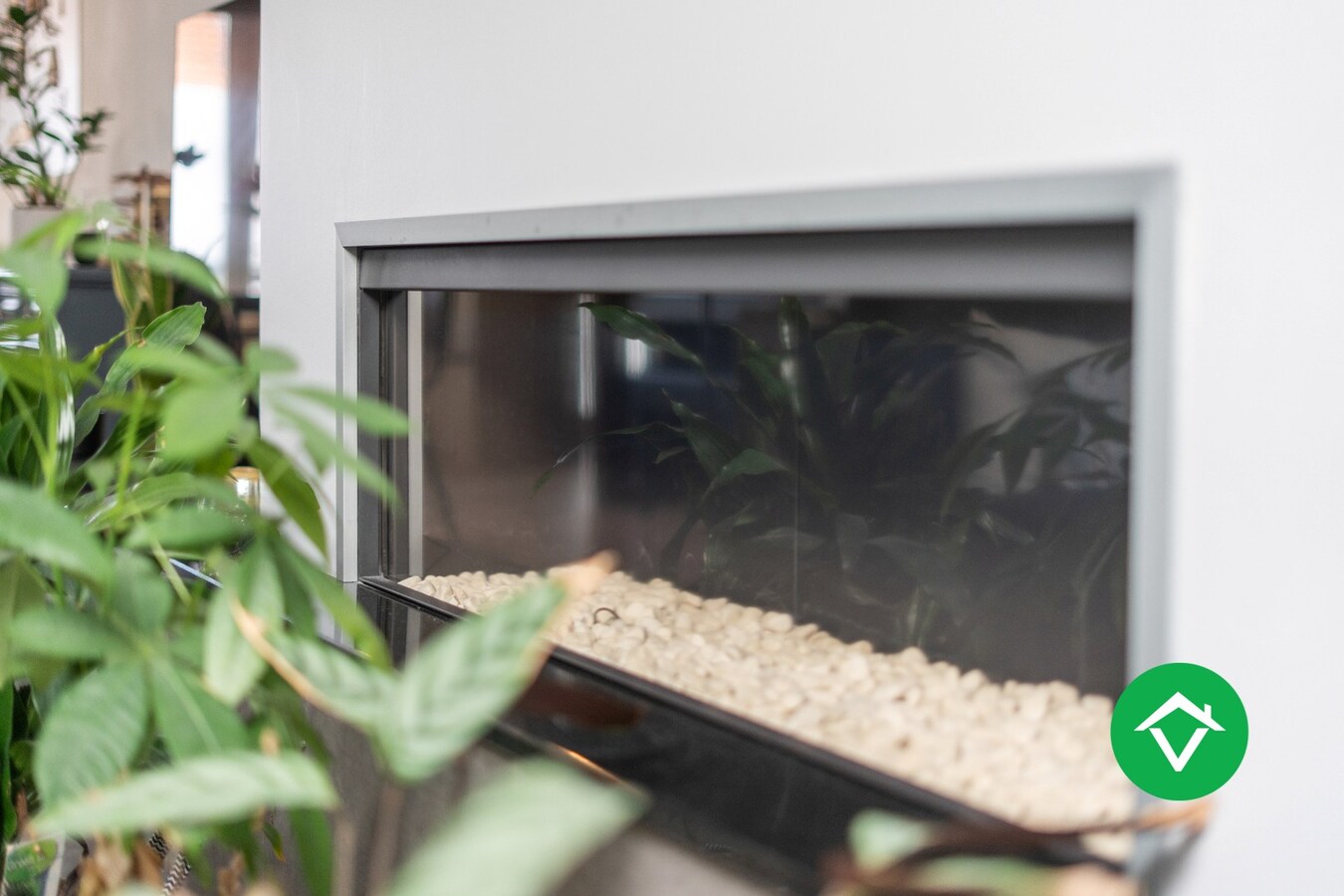 Prachtige rijwoning met 3 slaapkamers en tuin in centrum Roeselare 