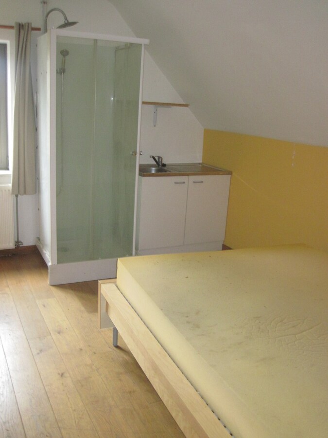 Ruim, landelijk wonen in t groene Melsen. 