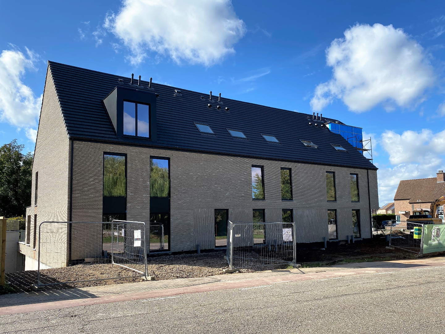 RESIDENTIE CRONOS - 10 KWALITEITSVOLLE APPARTEMENTEN + PENTHOUSES 