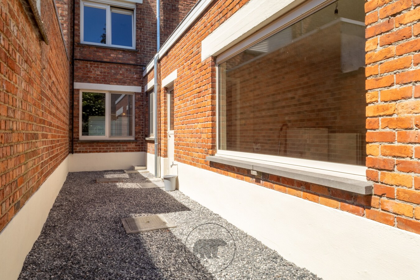 Ruime instapklare gezinswoning met tuin nabij UZ-Gent 