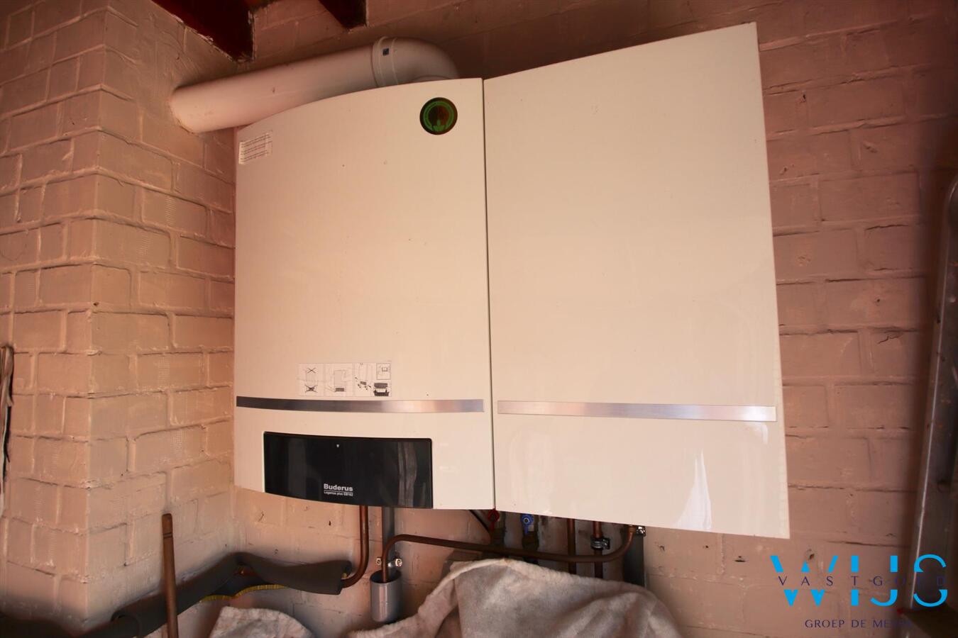 Woonhuis op een perceel van 2080 vierkante te ASSENEDE! 