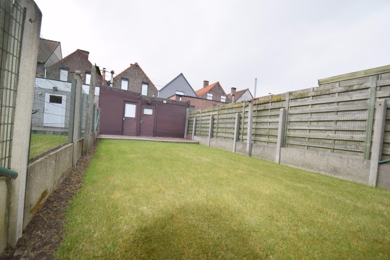 TOF, U  KRIJGT NIEUWE BUREN! 