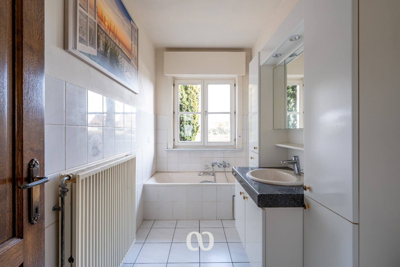 Open bebouwing met mogelijkheid tot 5 slaapkamers 