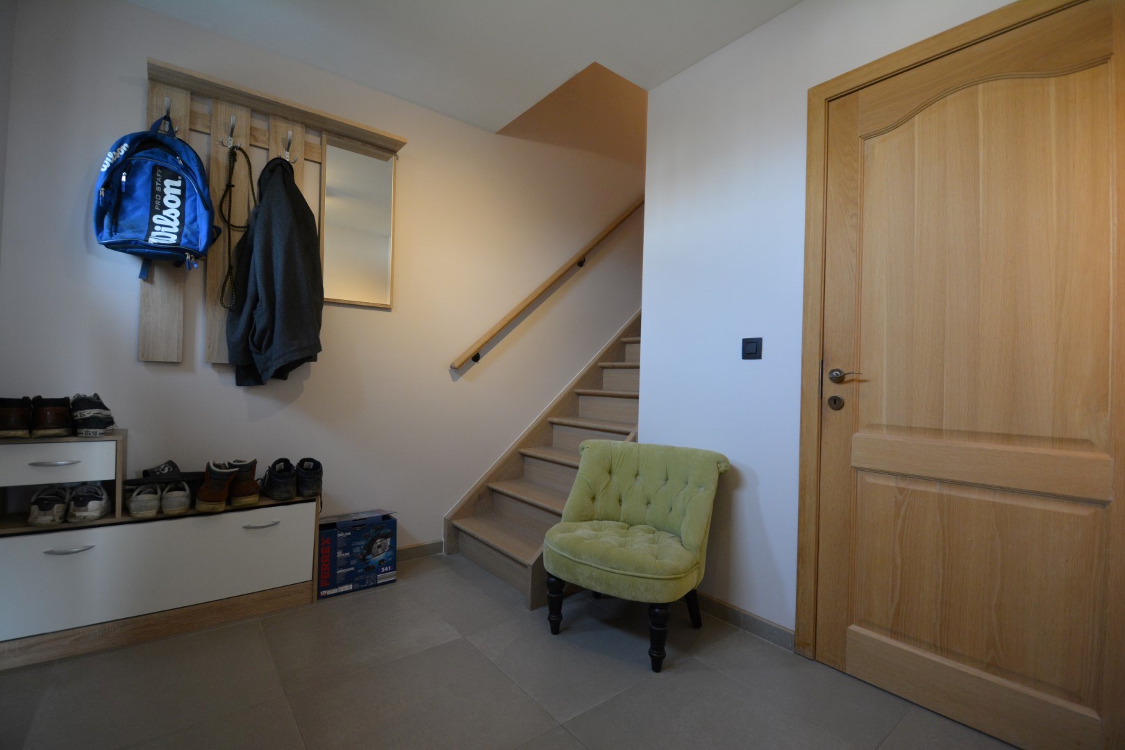 Ruime en recente halfopen bebouwing met 3 volwaardige slaapkamers 