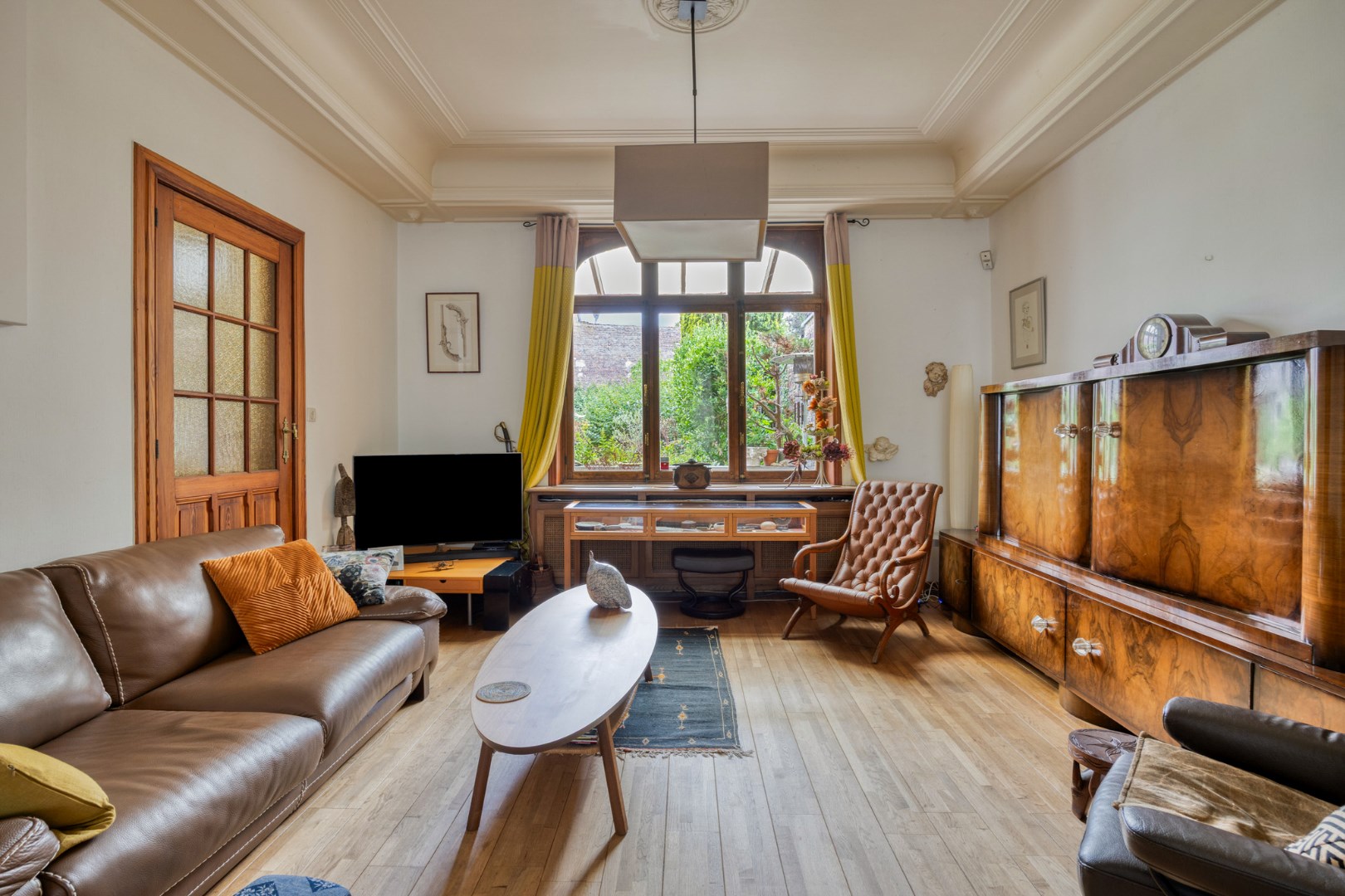 Charmant en karaktervol herenhuis, bureau en praktijkruimte, 4 kamers - 1502 LEMBEEK (HALLE) 