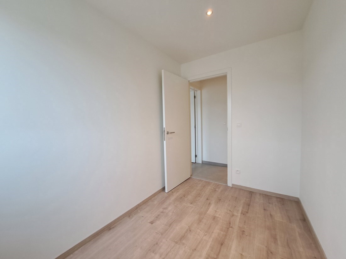 Mooi ruim energiezuinig gelijkvloers appartement te Dilsen-Stokkem 