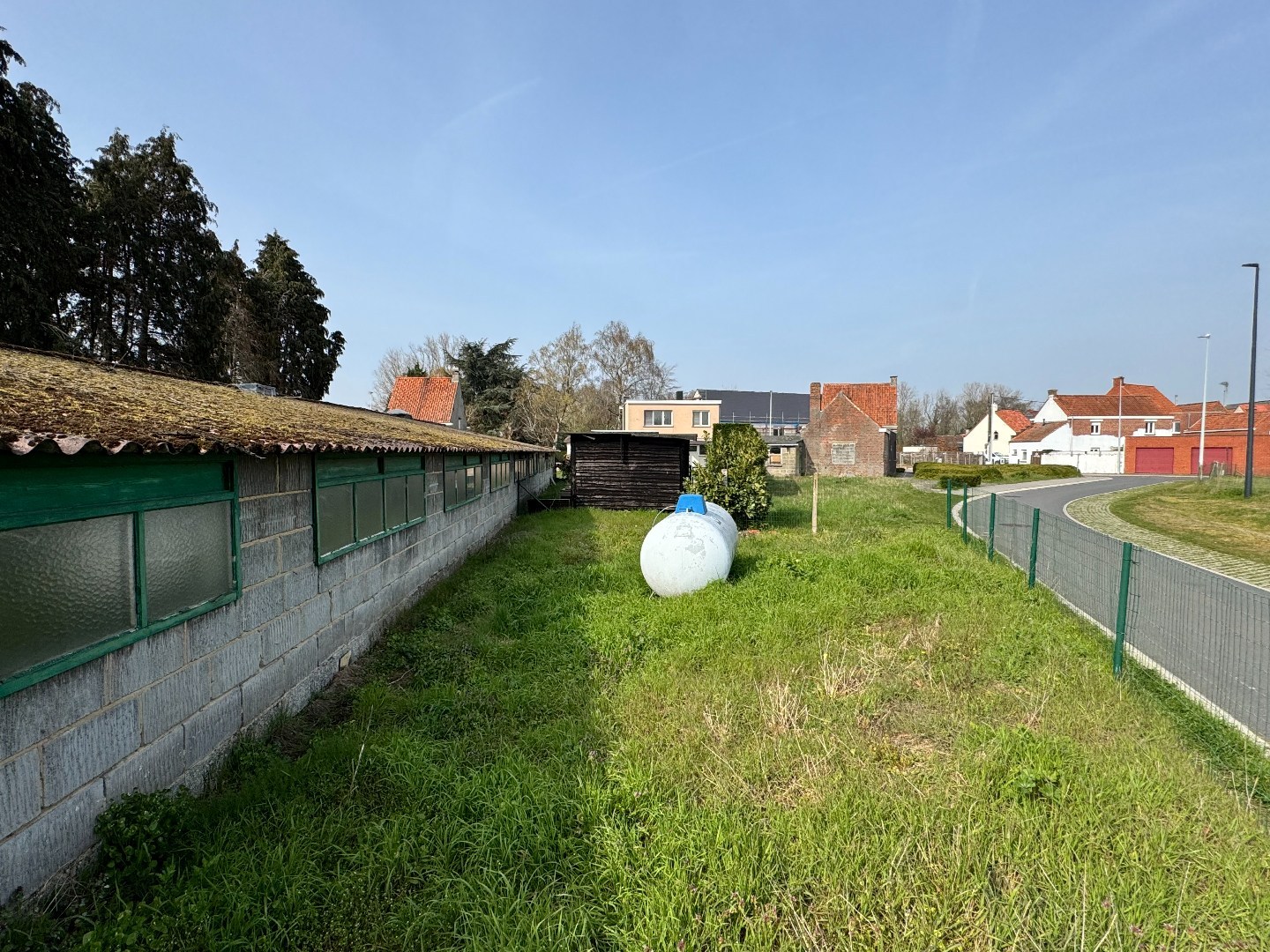 Verzorgde open bebouwing met tuin en garage in Zulte 