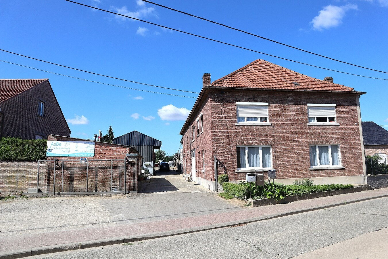 Ruim appartement met terras en garage in Bierbeek 