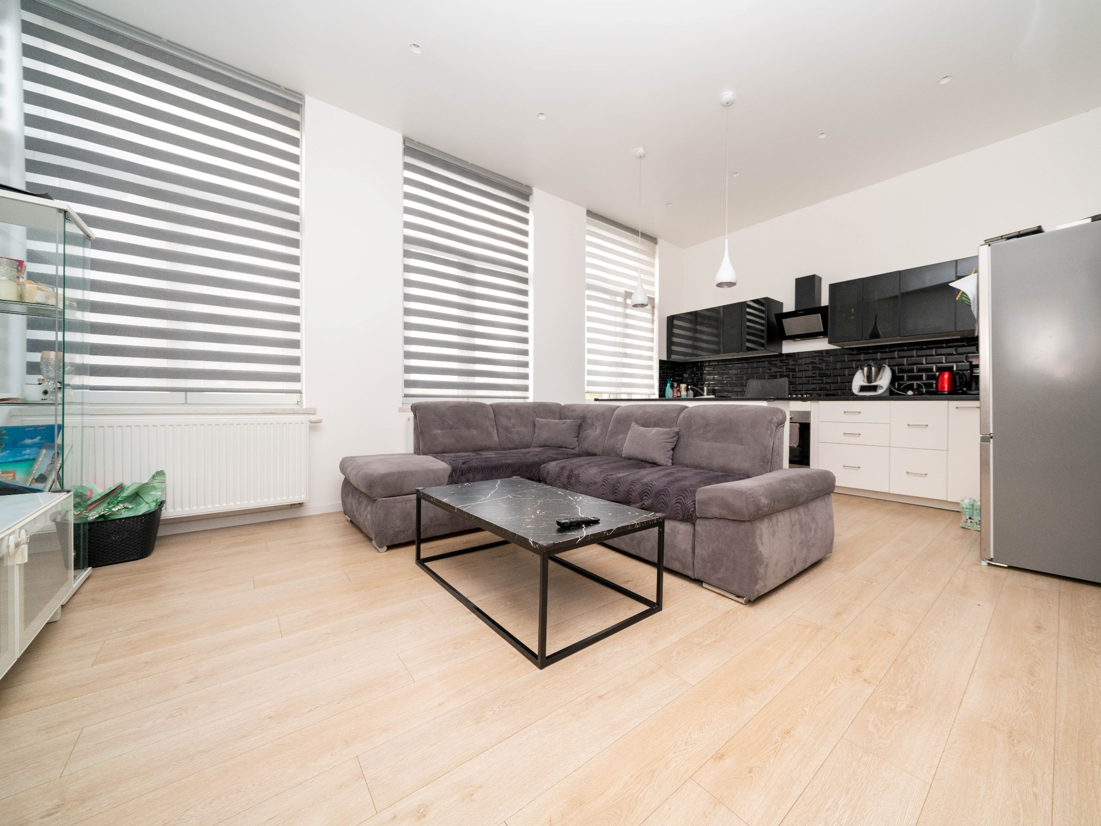 Ruime woning met 5 kamers, 4 badkamers en tuin 