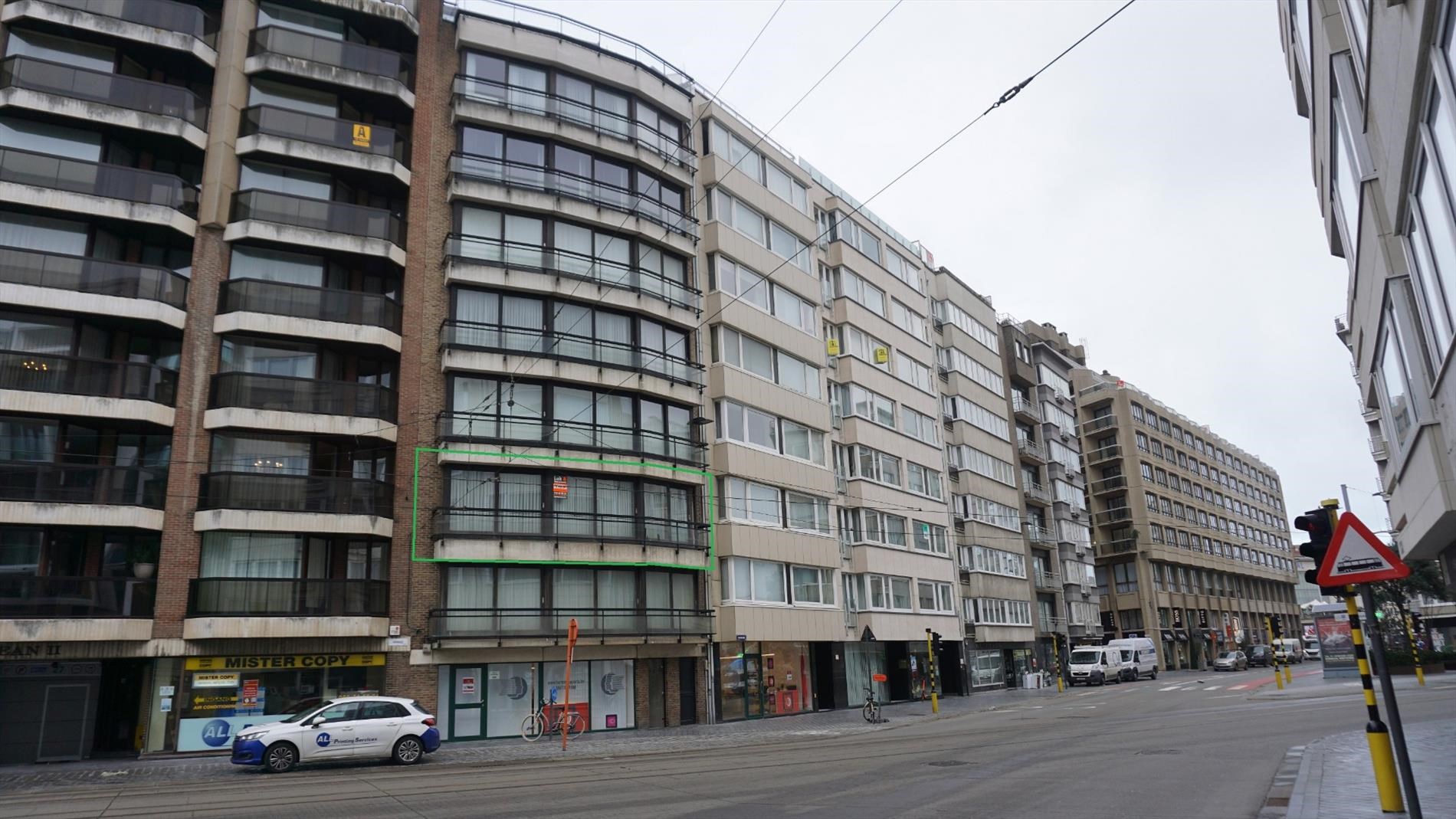 ONGEMEUBELD 2 SLP APP. GELEGEN CENTRUM OOSTENDE 