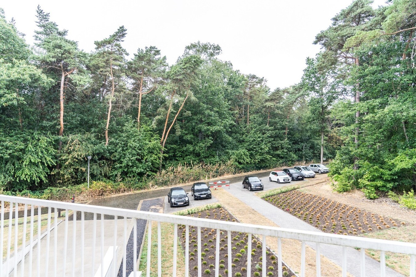OPTIE!  Mooi appartement met terras 
