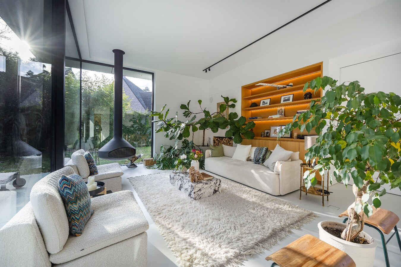 Moderne gelijkvloerse designvilla in exclusief privédomein 