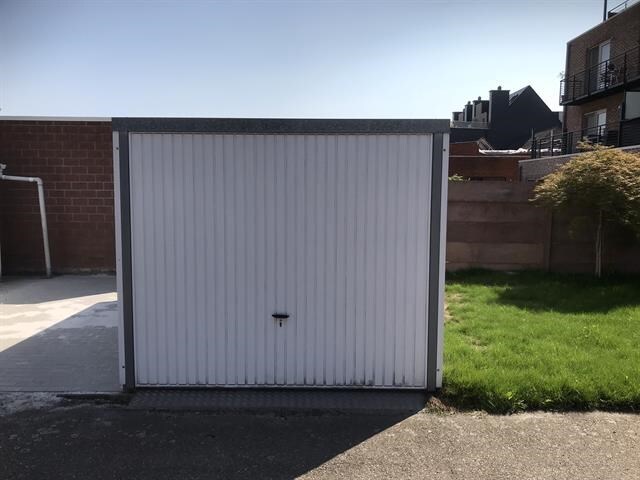 Verhuurd garage - Geel