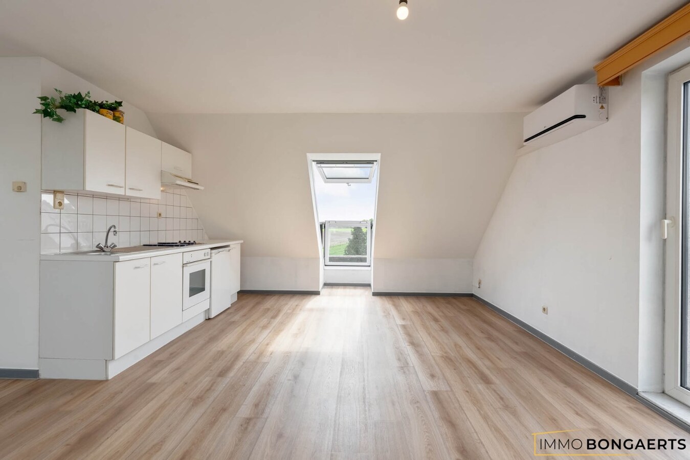 Instapklare studio in het centrum van Opglabbeek 