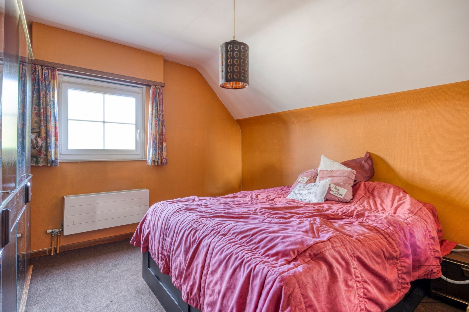 Ruime woning met 4 slaapkamers op een rustige ligging te Hoogstraten! 