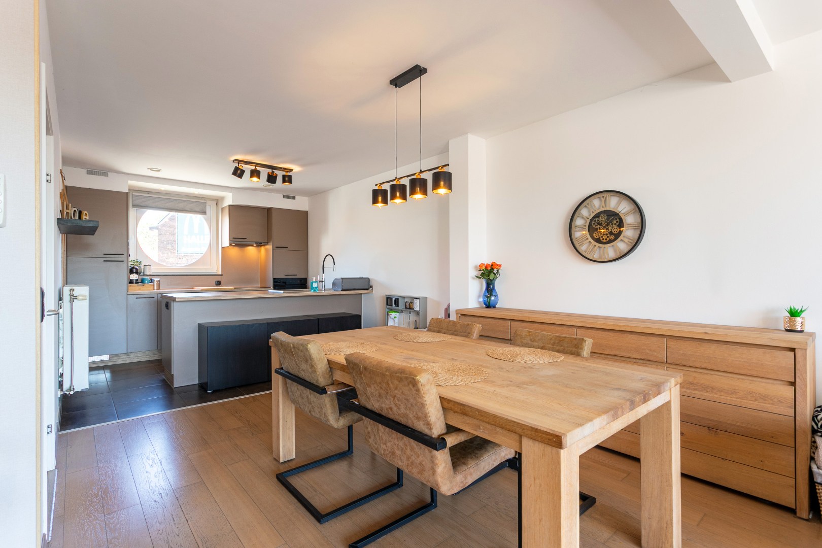 Energiezuinig duplex-app met 3 slpk, terras + staanplaats 