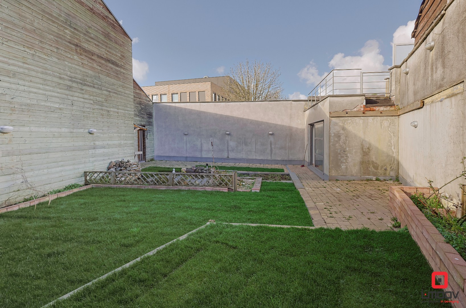 Bel-etagewoning met tuin, loods (450 m²) en tal van mogelijkheden 