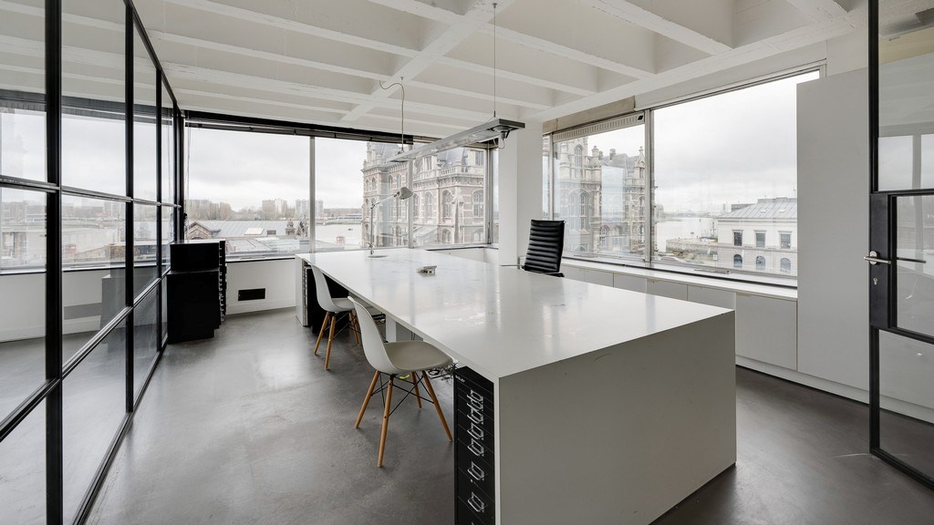 Loftkantoor te koop op unieke locatie aan het MAS in Antwerpen