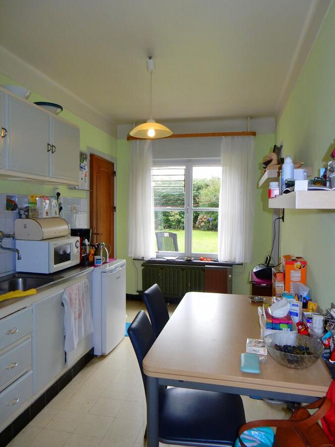 Woning met 4 slaapkamers en zonnige tuin 