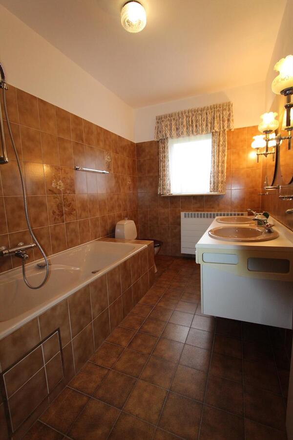 VERKOCHT IN UW BUURT ! 