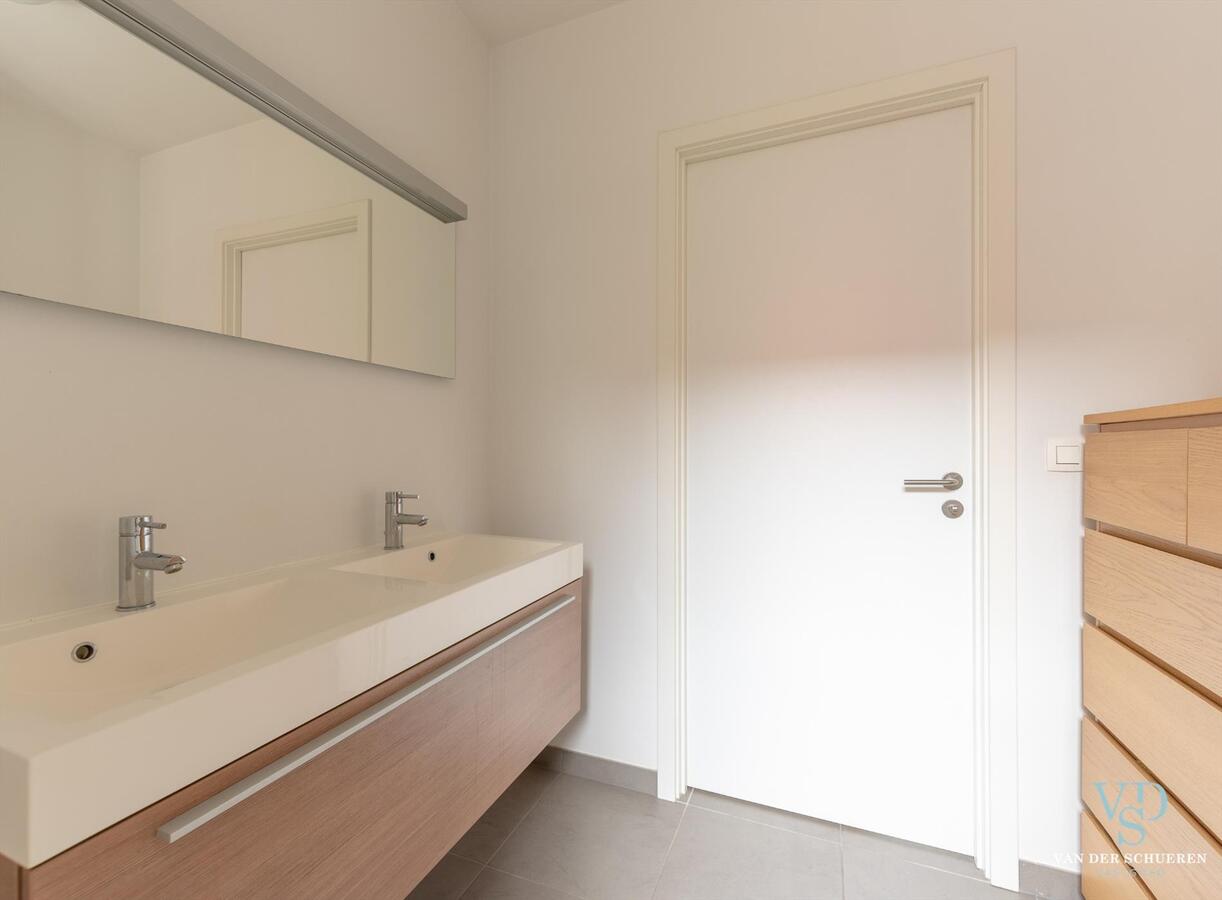 Hip, luxueus én ruim 1-slp-appartement. Met een uniek terras ! 