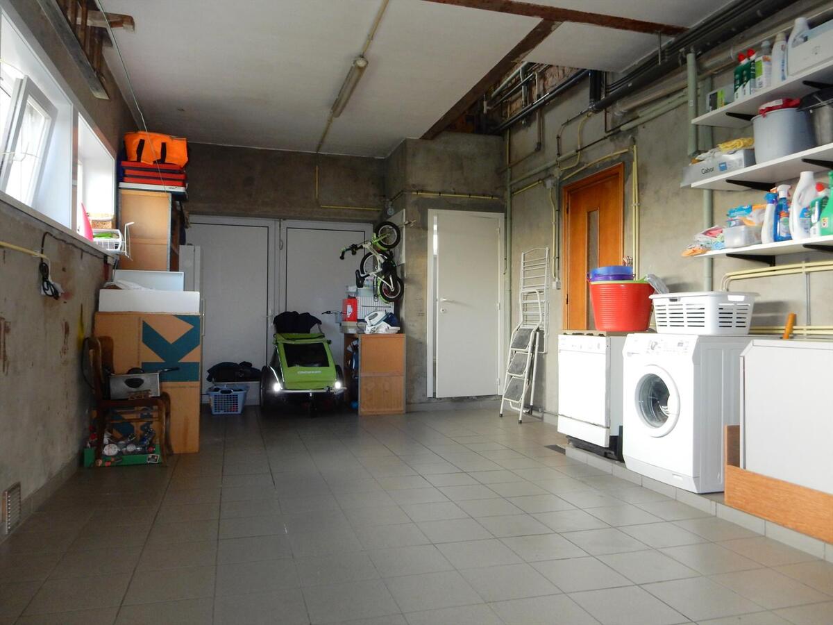 Karaktervolle woning met grote tuin 