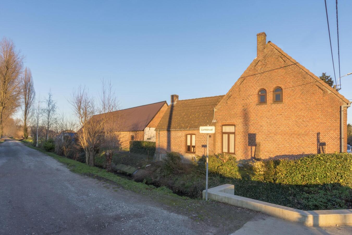 Landelijke woning met ruime schuur 