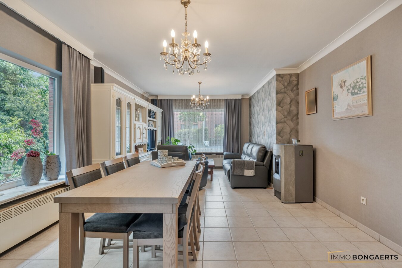 Halfopen woning met 3 slaapkamers 
