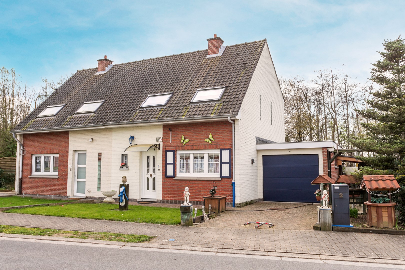 Solide woning te koop met 3 slpks, garage, veranda en tuin 
