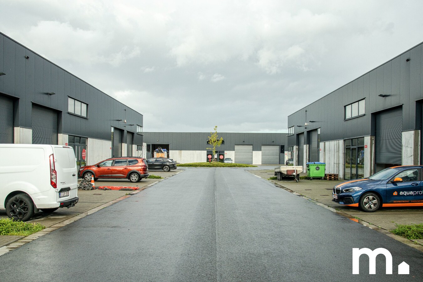 Ruime en lichtrijke KMO-unit van 218 m² met tal van mogelijkheden voor uw onderneming! 