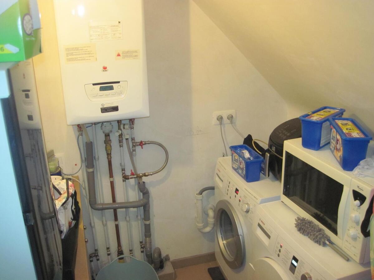 Duplex-appartement mét garage. 