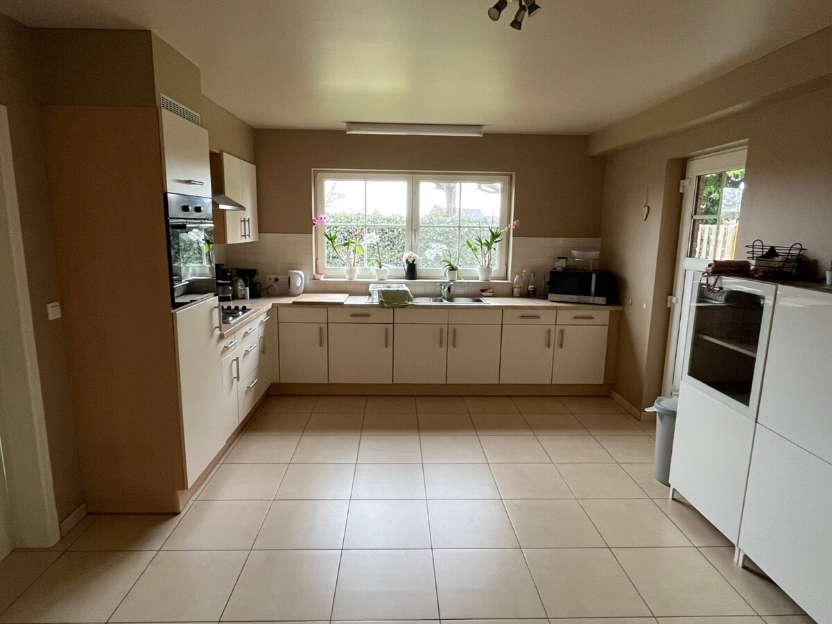 Bijzonder ruime gezinswoning met 3 slaapkamers 