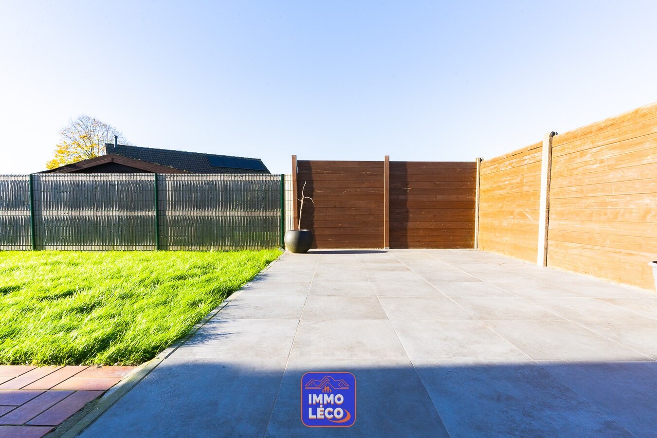 Maison 3 façades avec jardin et parking, TOP SECTEUR ! 