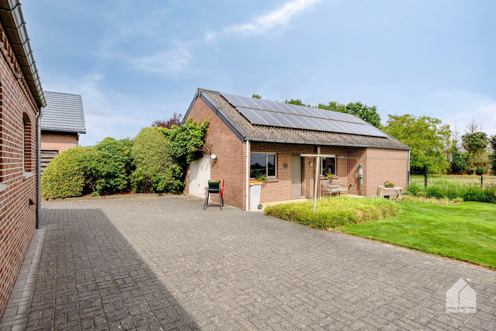 Stijlvol landhuis op 14a 88ca met aangrenzend weiland van 35a 5ca. 