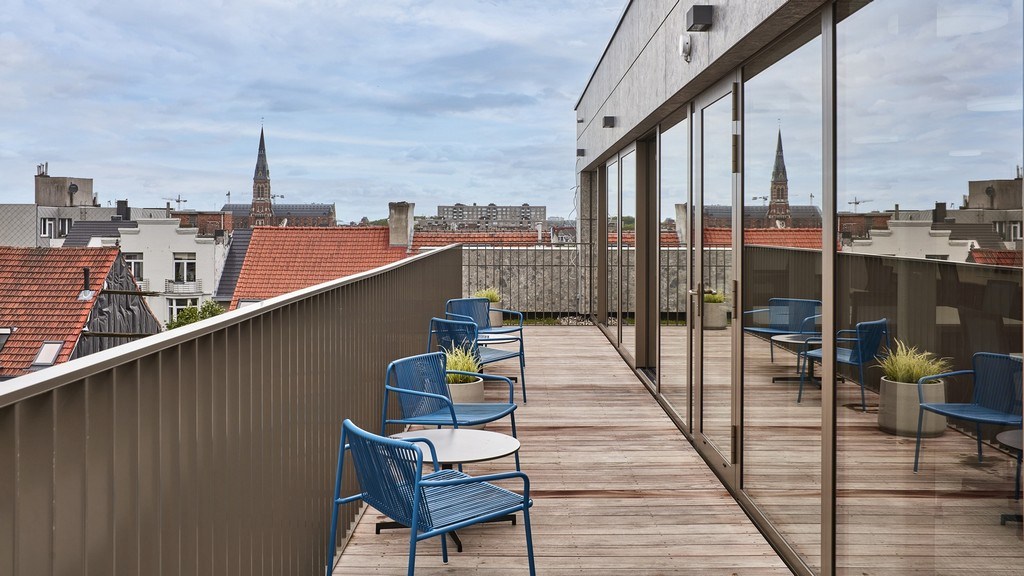 Instapklare kantoorplateaus te huur in Clockwise Antwerpen