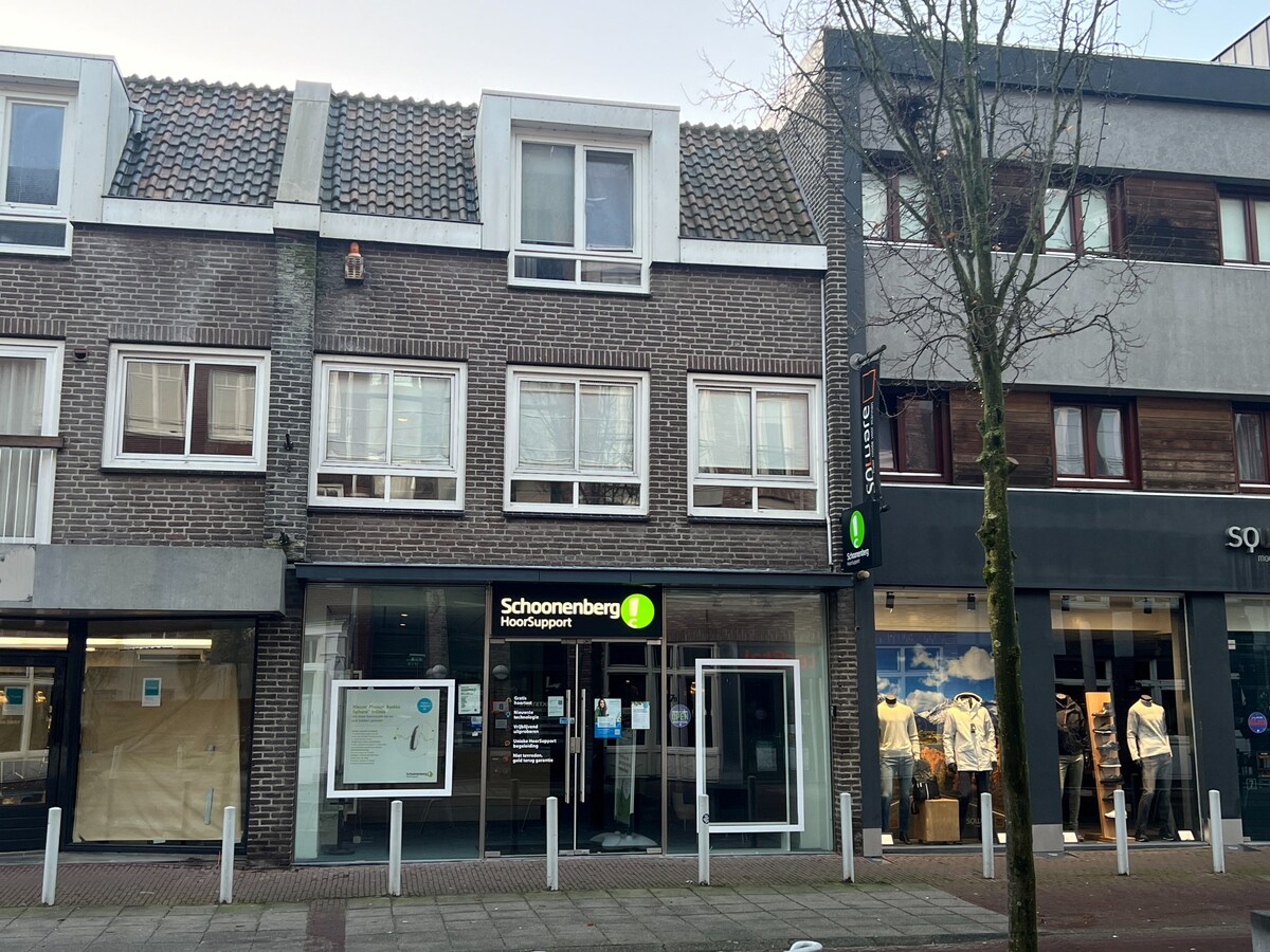 Huur appartement met 2 slaapkamers gelegen in het centrum van Bladel. 