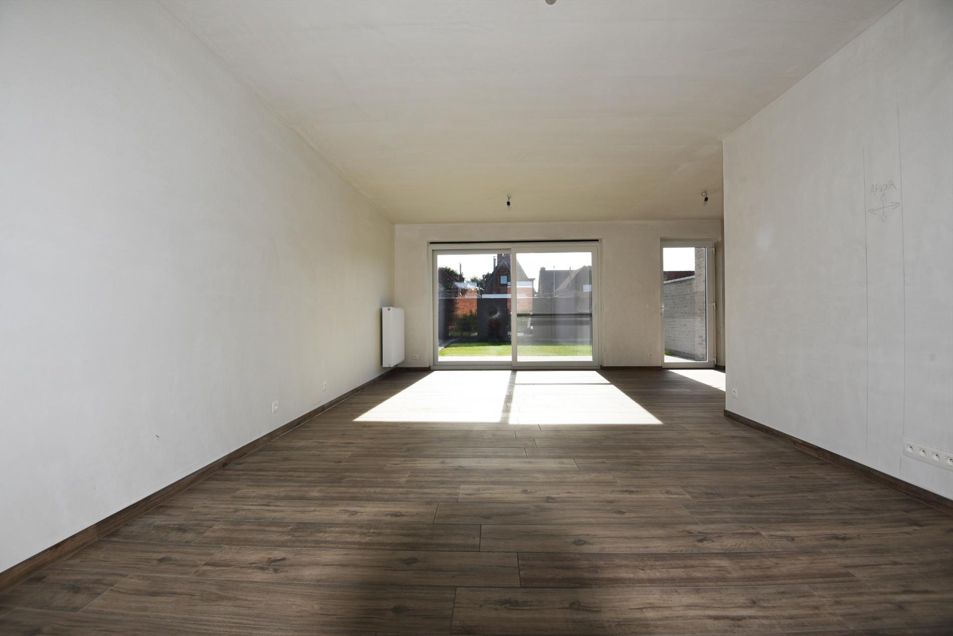 NIEUWBOUW HOB met 3 slpks en tuin te ADEGEM 